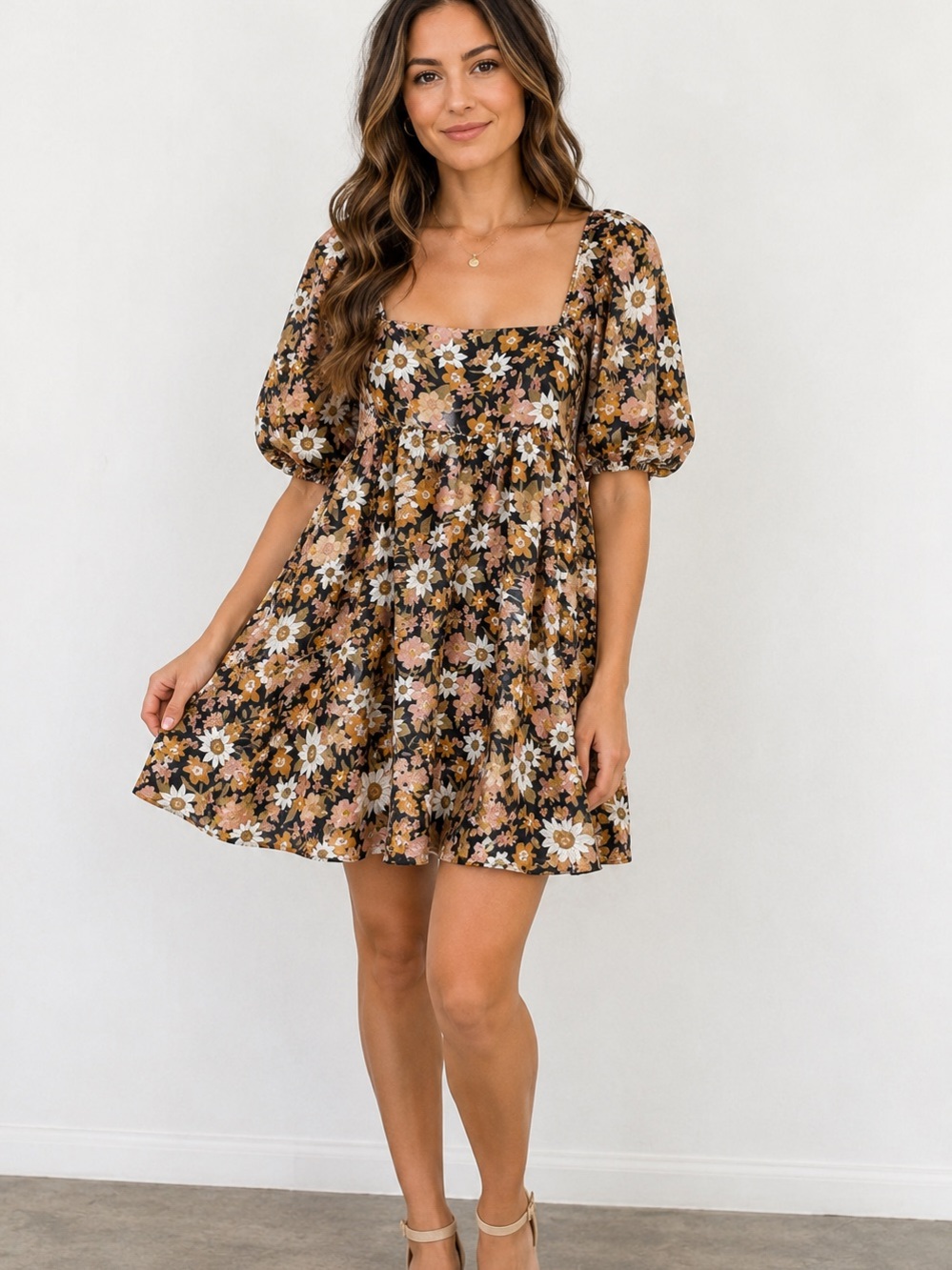 Storia metallic floral square neck puff sleeve mini dress size medium